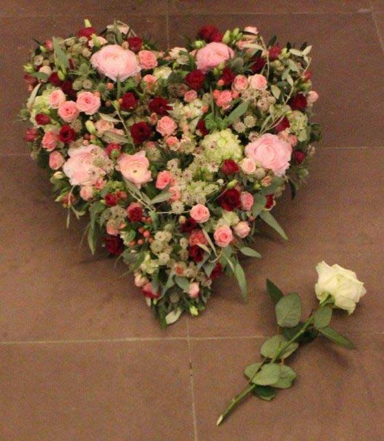 Rosen, Hortensien, Margeriten u.a.
