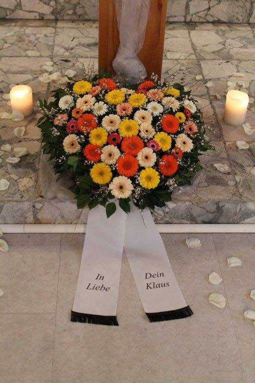 Buntes Herz aus Gerbera