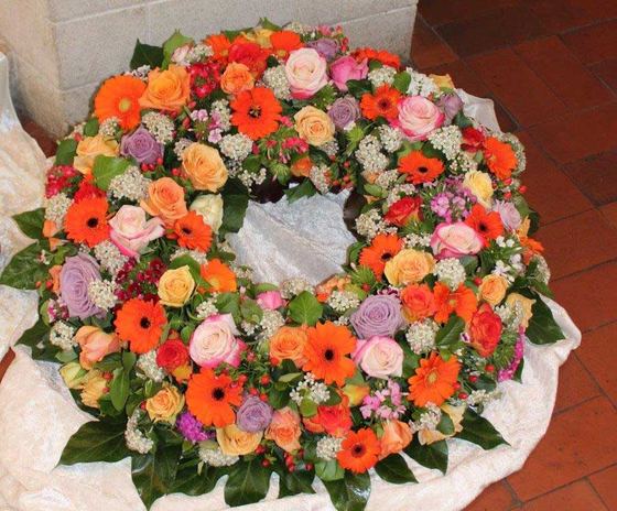Biedermeierkranz Gerbera, Rosen, bunt